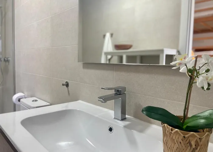 Precioso Loft En Caion Rocha, Sobre La Arena Y El Mar דירה