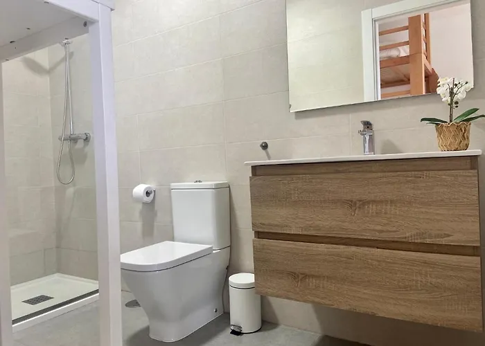 Precioso Loft En Caion Rocha, Sobre La Arena Y El Mar דירה *